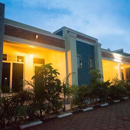 Avisha Town Hotel キガリ エクステリア 写真