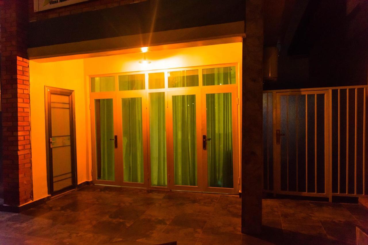 Avisha Town Hotel キガリ エクステリア 写真